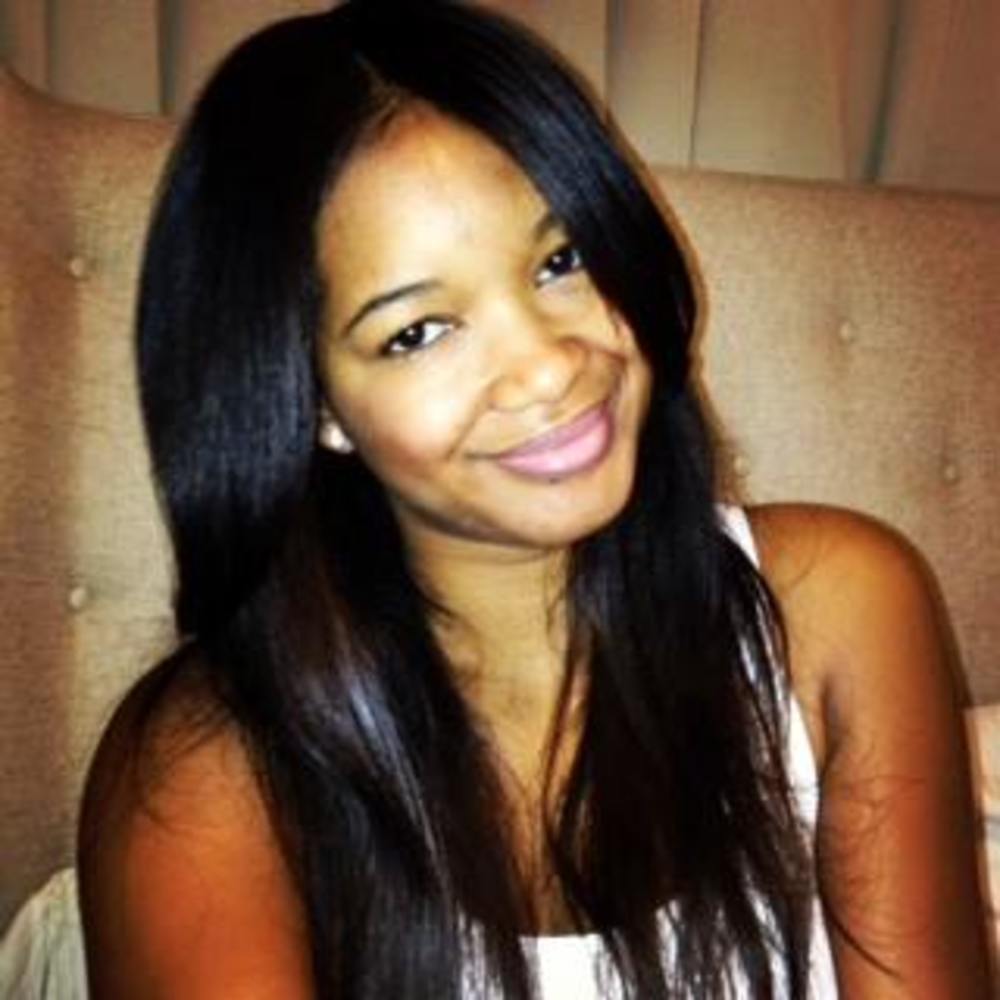 Meet your Posher, Zakiya
